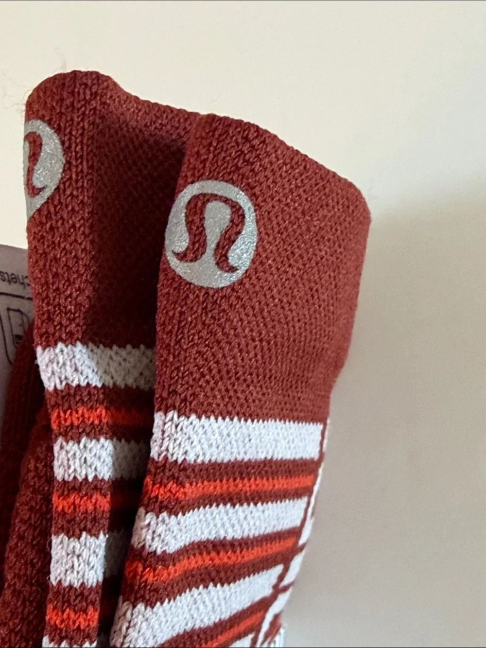 NEW Lululemon Power Stride Crew Socks Stripe Size L Cranberry Charm White Unisex